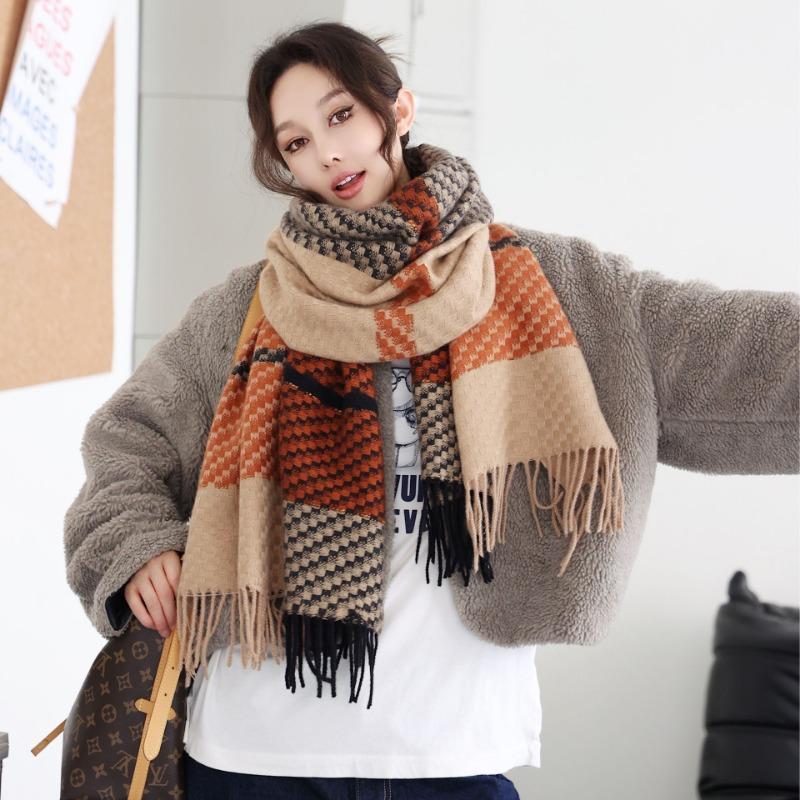 Versatile Core-spun Yarn Plaid Shawl Women's High-end Fringed Scarf Fashionable Thickened Warm Scarf