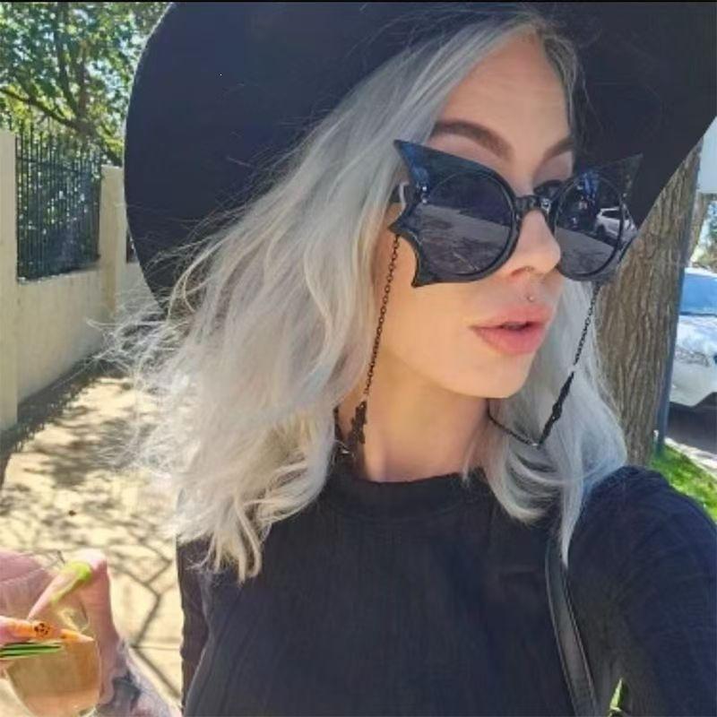 European and American ins fashion bat sunglasses Internet celebrity personality hip hop funny sunglasses Halloween props decorative glasses