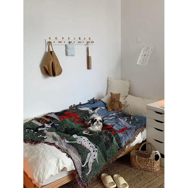 Korean Style Cats Dogs Blankets for Beds Retro Art Bedroom Decoration Tapestry Cute Animals Picnic Blanket Outdoor Camping Mat