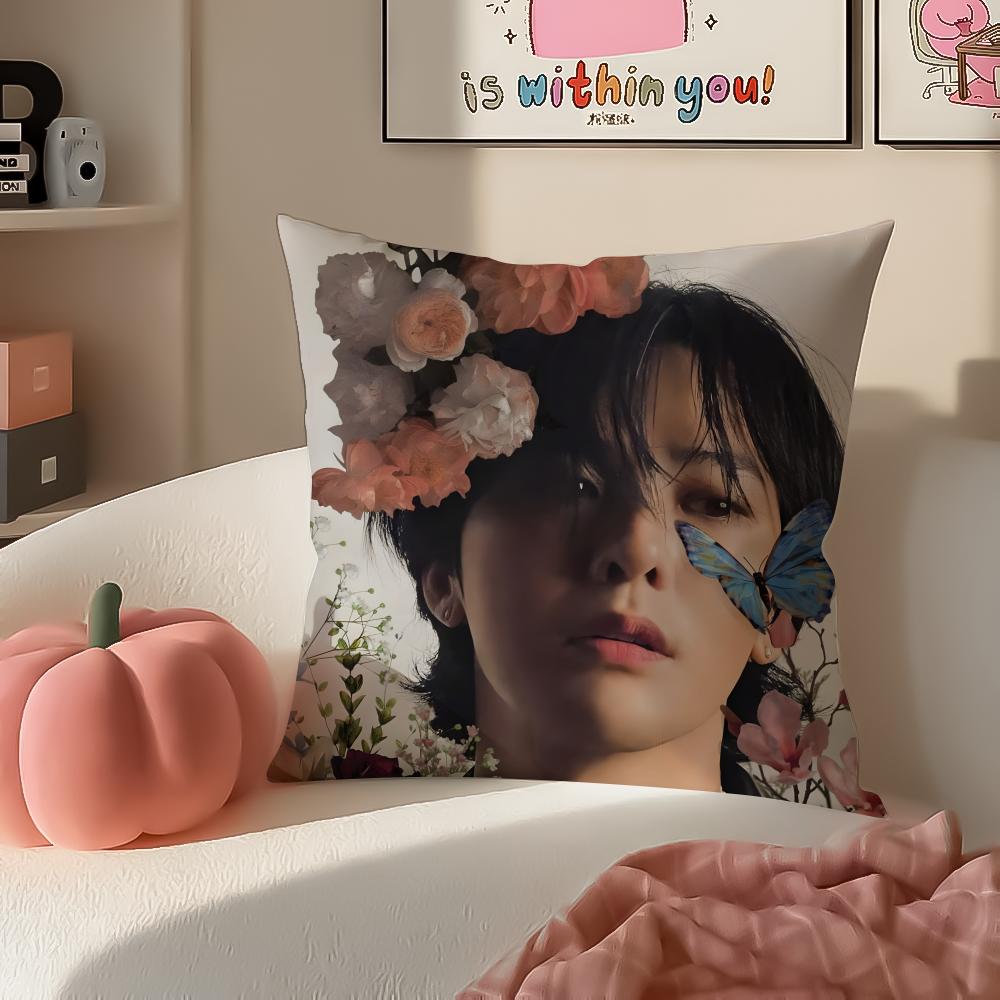 BBellis perennis Cushion Cover Pillowcase Short Plush Invisible zipper Room Sofa Cushion Cover