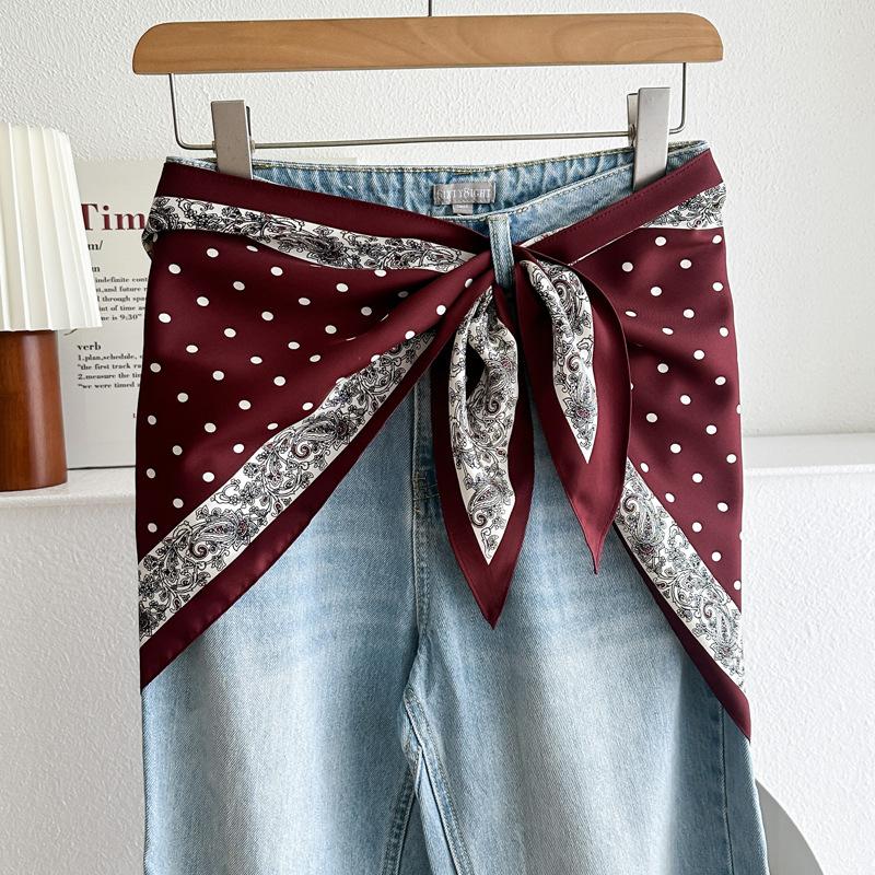 1116 new retro waist triangle scarf for women to wear with shorts, fart curtain, silk scarf temperament, tube top, advanced sense