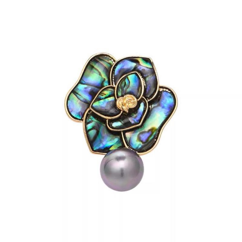 Xiaoxiang-style Mother-of-pearl Camellia Brooch, High-end Women's Light Luxury Pearl Brooch, Niche Retro Brooch