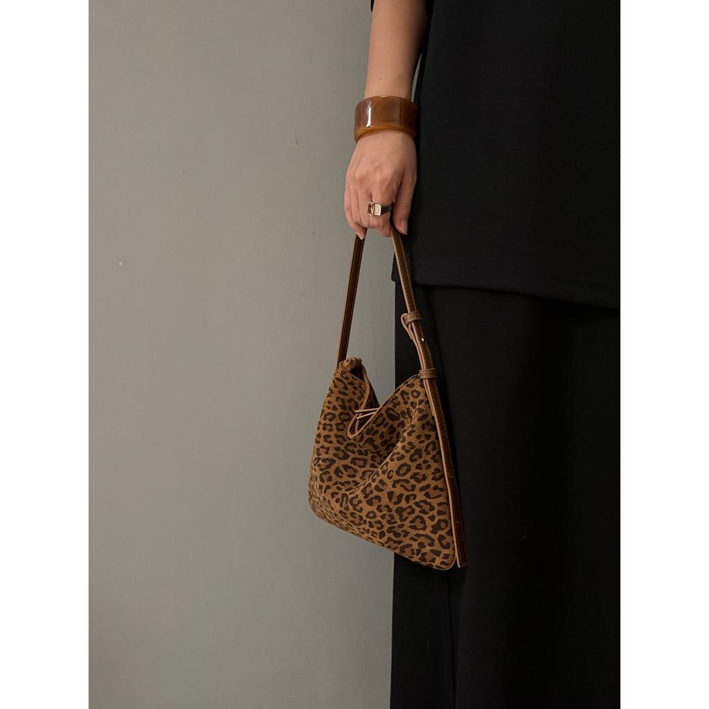 Comparable Bean Fashion Leopard Pattern Small Tote Bag New Women's Bag Matte Leather Trendy Underarm Bag Crossbody Bag