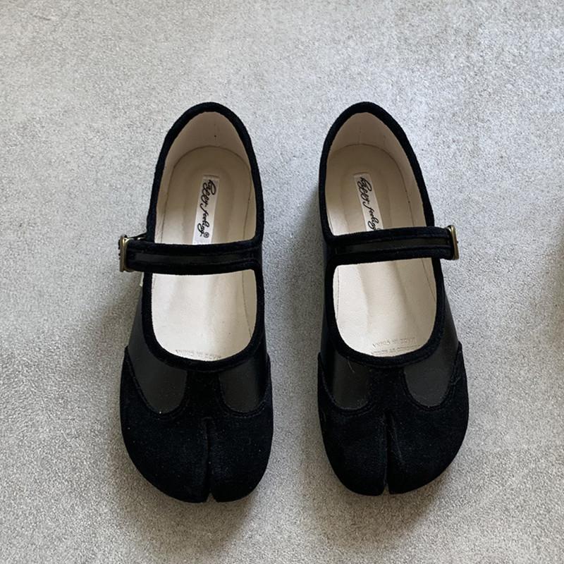 IPPEUM Красные Балетные Кеды Разделенный Носок Балетки Туфли на Плоской Подошве Ремешки с Пряжкой Таби Кеды Балетная Обувь