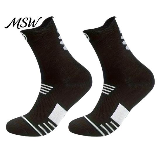 Outdoor Training Socks 1 Pair Men's Crew Socks, Moisture Wicking Athletic Running for Exercise Soft Workout Casual Thin Sports Gym Comfortable