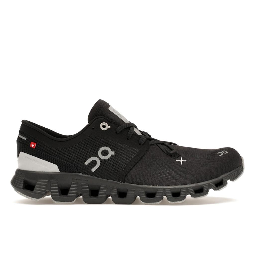 ON Cloud X 3 Black Women Sneakers 60.98696