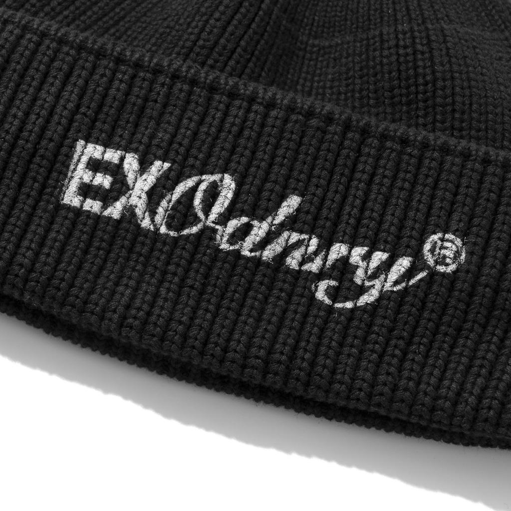 НЕОБЫЧНАЯ Exodnry Короткая Шапка-бини Черная