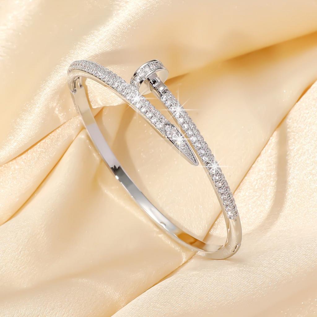 2026 Personalized Alloy Zircon Nail Bracelet European and American Light Luxury Niche Ins Style Design Opening