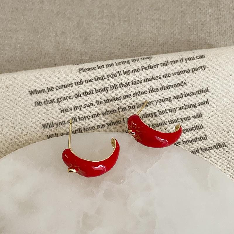 Дизайн Sense Игривые милые серьги-гвоздики в виде красного яблока Женские нишевые уникальные индивидуальные изысканные модные универсальные серьги