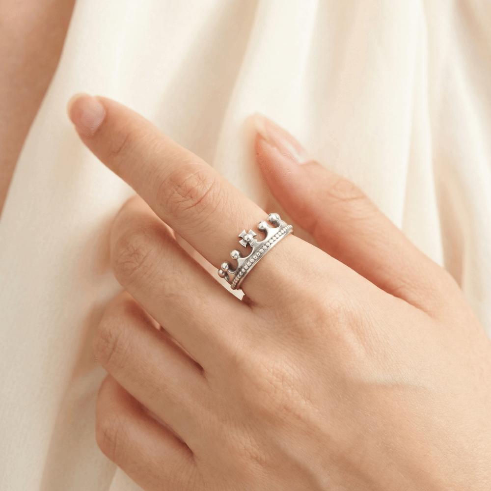 Elegant Masquerade Mask Ring Minimalist Stacked Ring Unique Venus Crown Ring Special Occasion